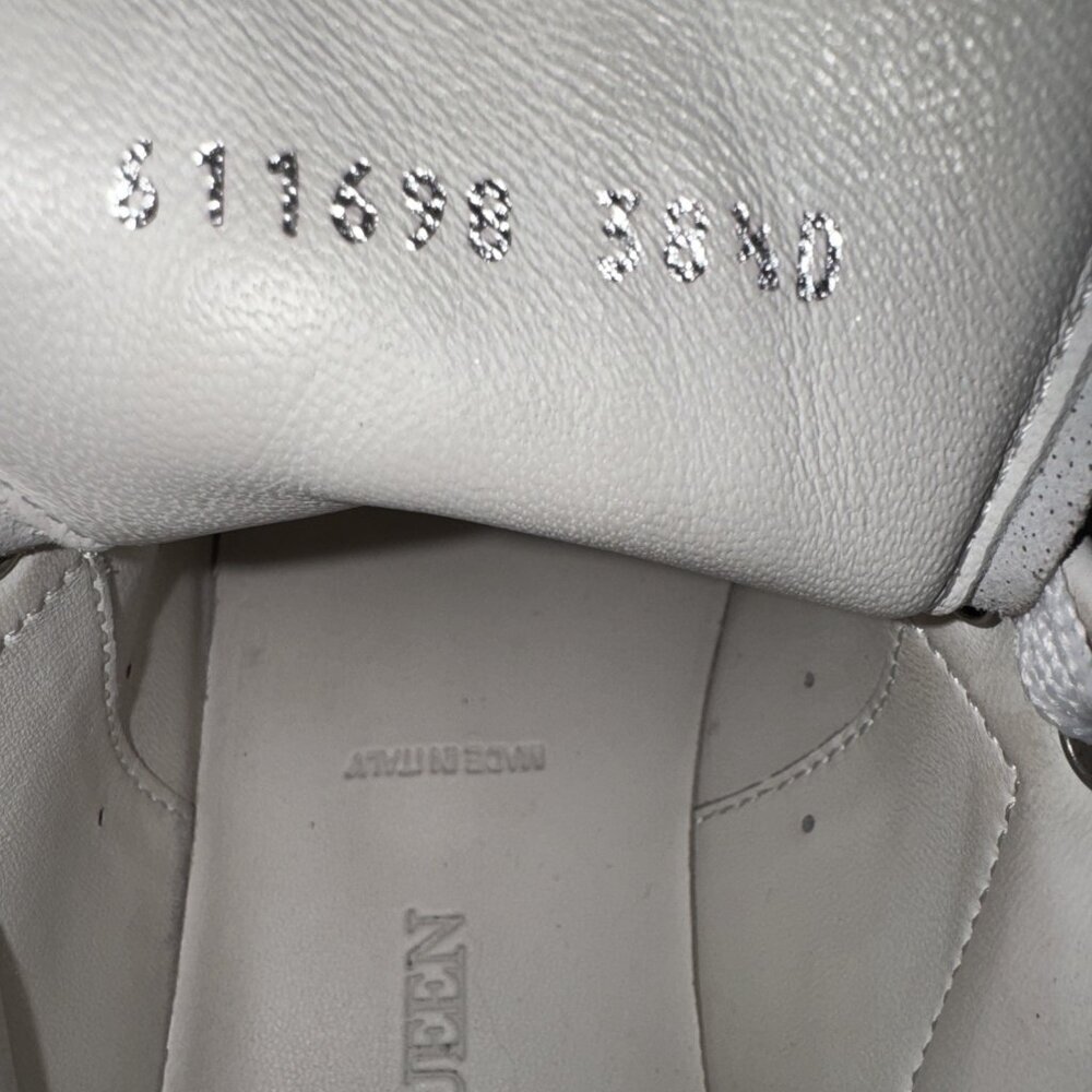 Alexander McQueen Larry Sneakers White Leather Black Gel Sole Size 38 1/2 D - Picture 10 of 16